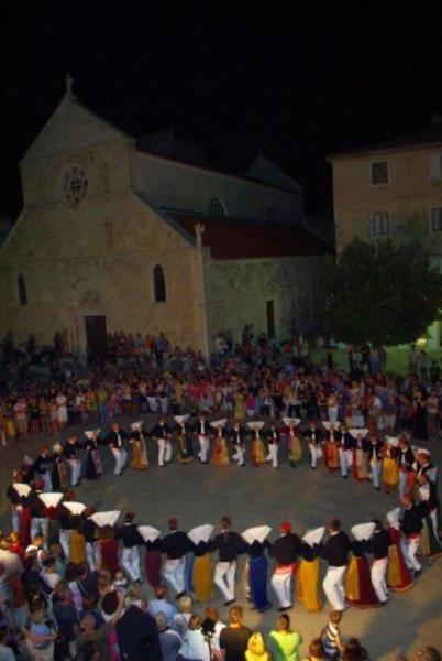 4Rest Vila Pag Town Buitenkant foto